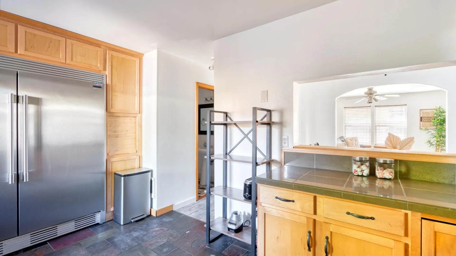 Stay Portland Collection - Alberta Arts Luxury, Sleeps 6, Walk Score 99