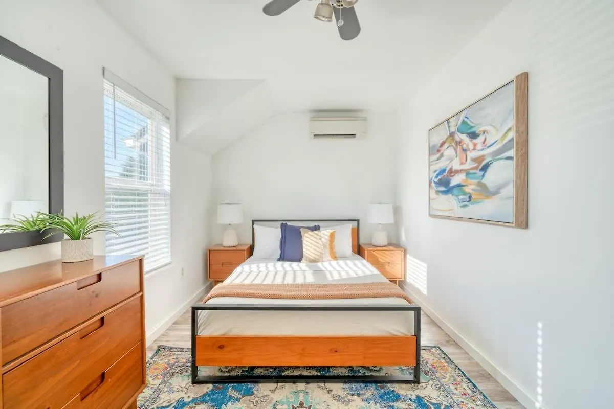 Stay Portland Collection - Alberta Arts Luxury, Sleeps 6, Walk Score 99