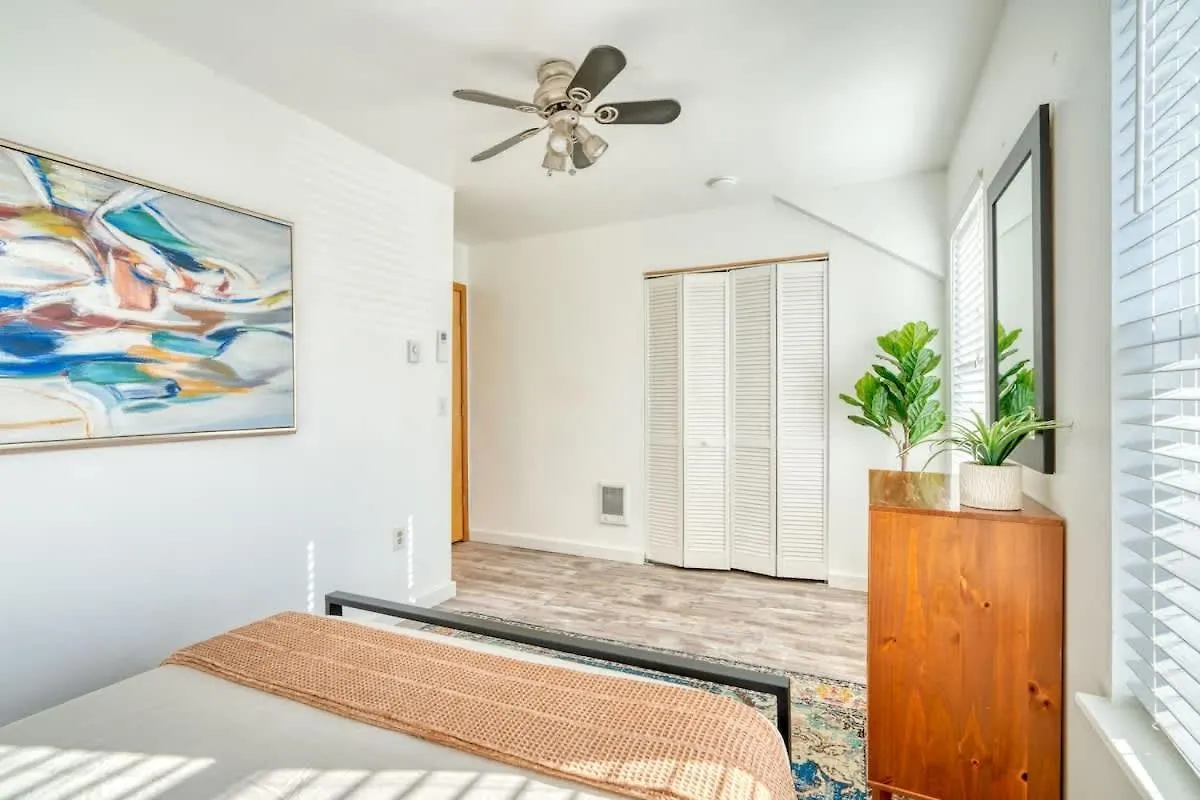 Holiday home Stay Portland Collection - Alberta Arts Luxury, Sleeps 6, Walk Score 99 United States