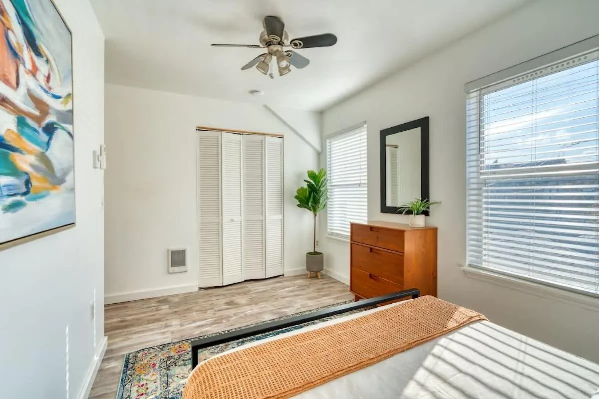Holiday home Stay Portland Collection - Alberta Arts Luxury, Sleeps 6, Walk Score 99