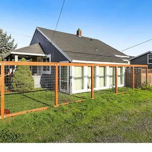 Holiday home Conveniently Located, Portland