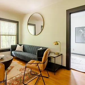 Holiday home Collection - Moab Vibes In Pdx- Walk To Local Coffee & Food, Portland