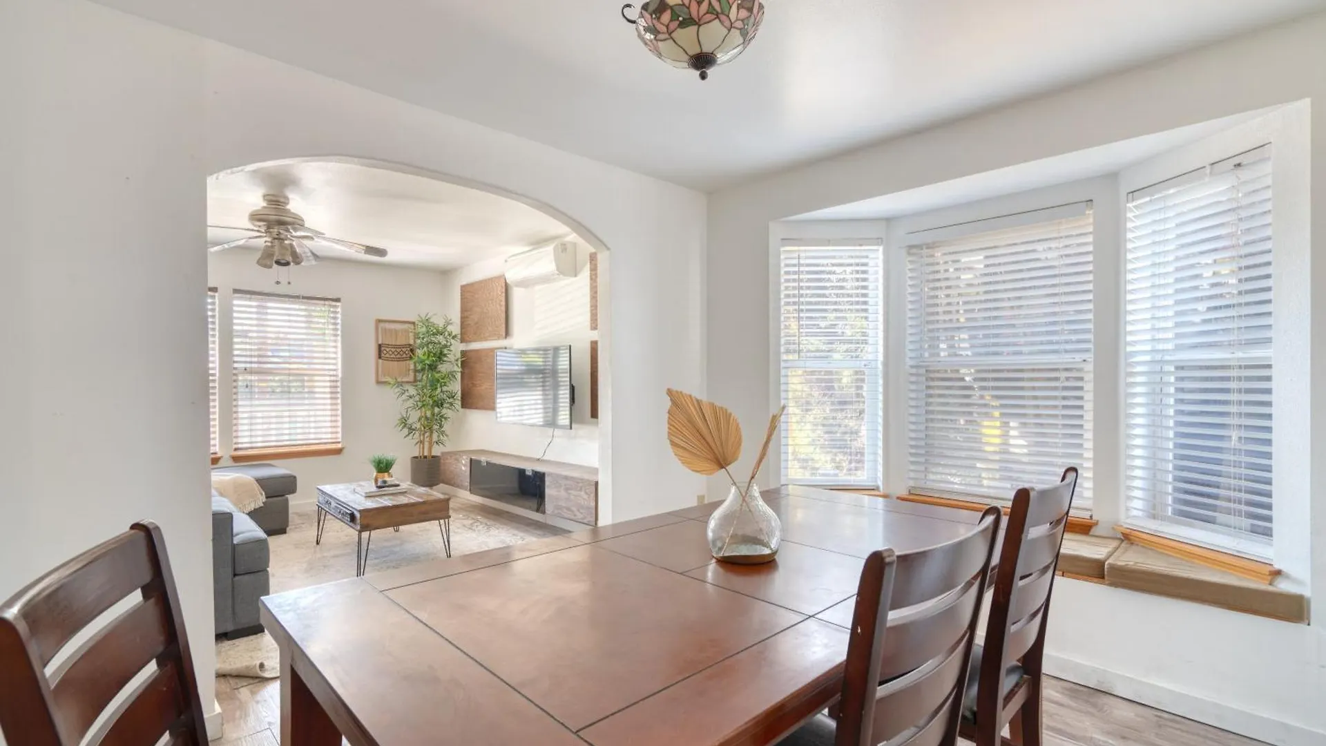 Stay Portland Collection - Alberta Arts Luxury, Sleeps 6, Walk Score 99