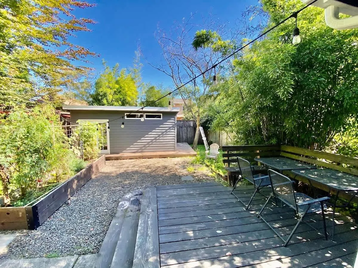 Stay Portland Collection - Alberta Arts Luxury, Sleeps 6, Walk Score 99 United States